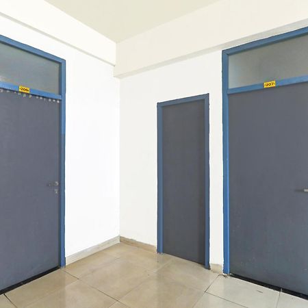 Super Hotel O Jankipuram Near Sahara State Formerly Basera Homes Hasanganj Exterior photo