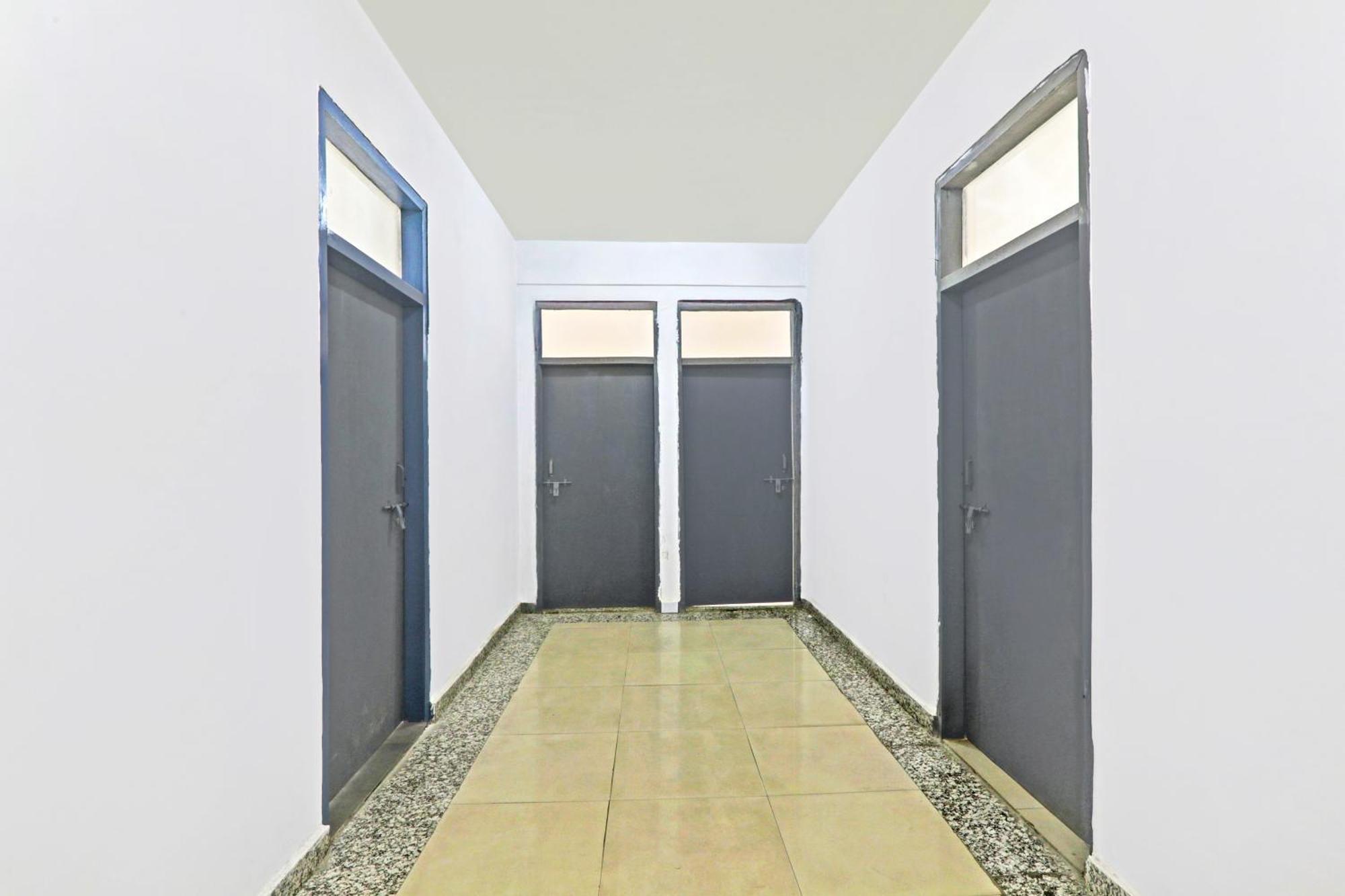 Super Hotel O Jankipuram Near Sahara State Formerly Basera Homes Hasanganj Exterior photo